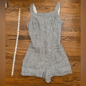 Reformation Eve 100% linen Romper Charcoal and White Striped 6 like new